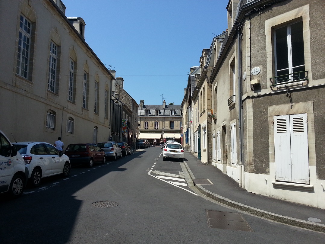 Bayeux maison � vendre rue