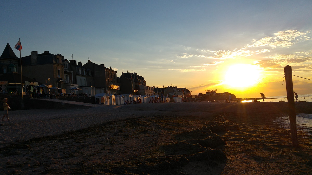 coucher de soleil cabine saint aubin sur mer